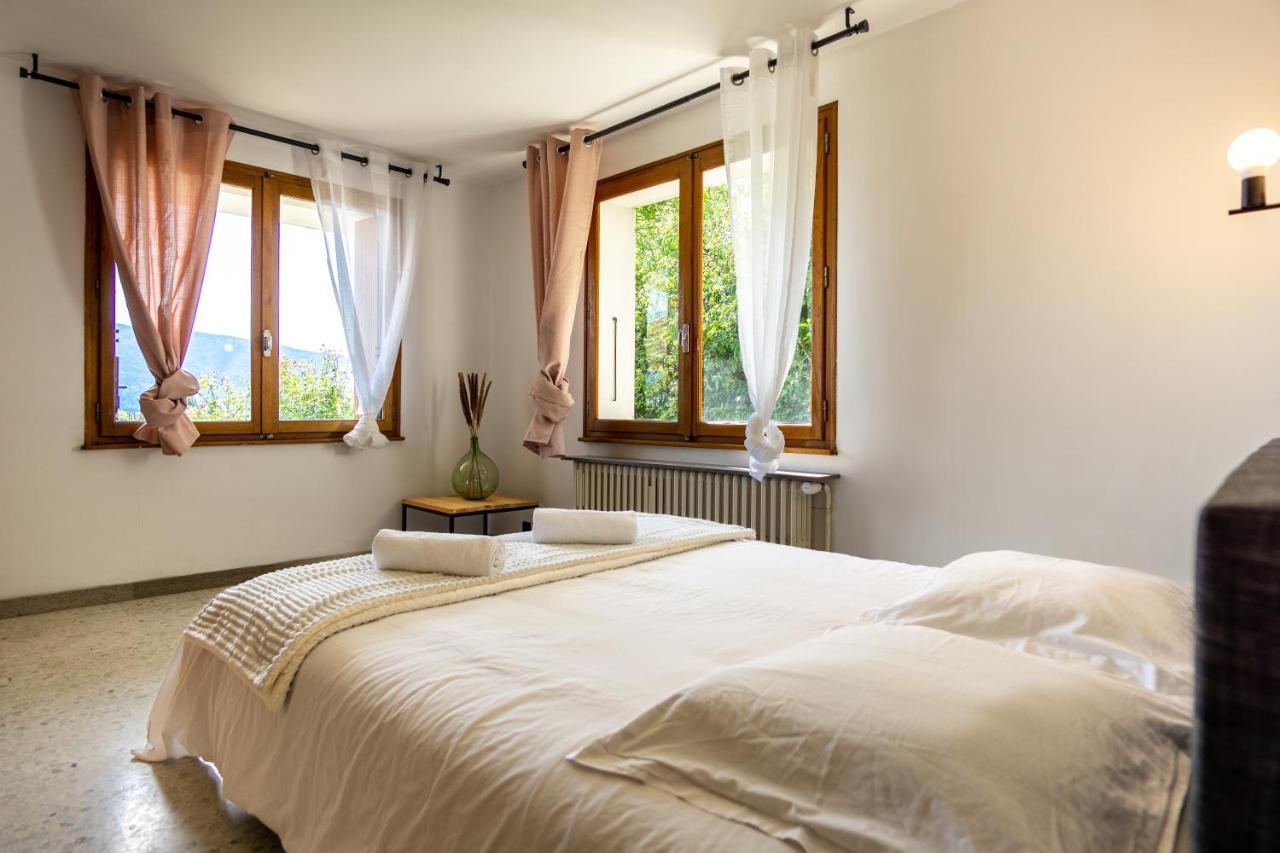 T3 Avec Vue Sur Le Lac D'Annecy Apartment Veyrier-du-Lac Exterior foto
